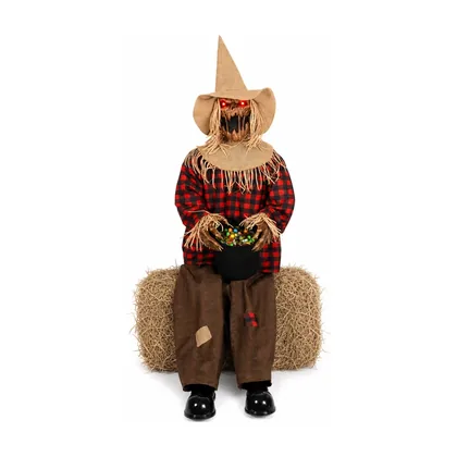 Thornfield Scarecrow, studio packshot on white